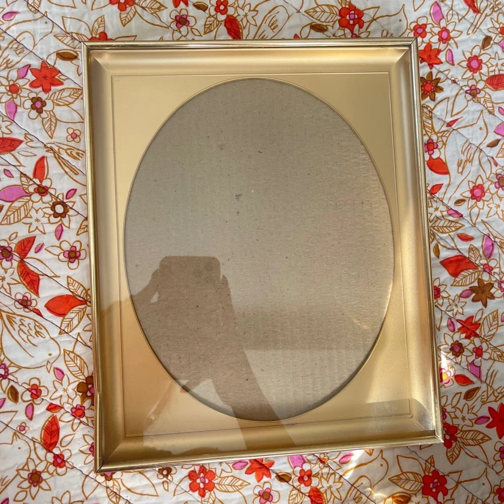 Vtg gold art nouveau modern regency 8x10 picture frame oval etched filigree